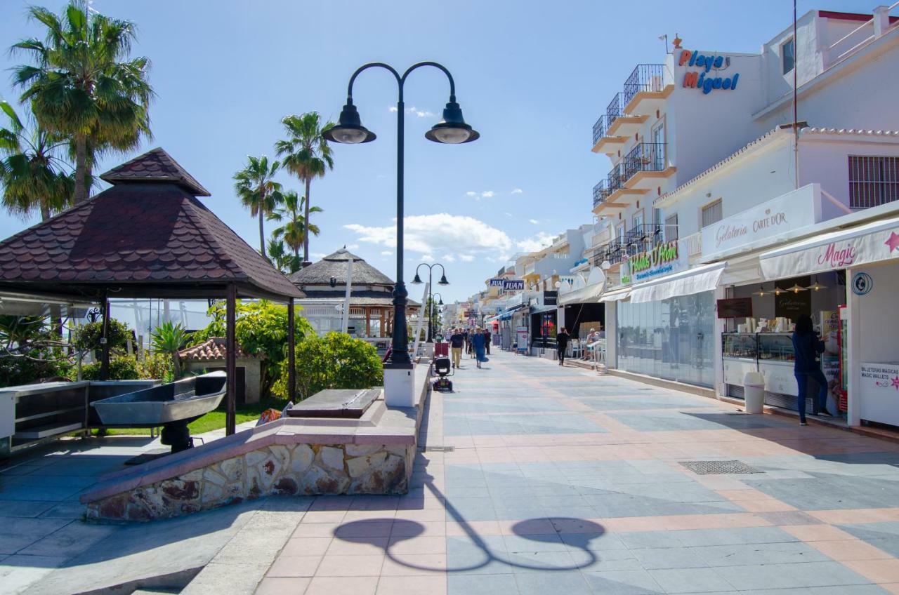 Apartamento Vacacional A 1 Minuto De La Playa - Carihuela Torremolinos Esterno foto