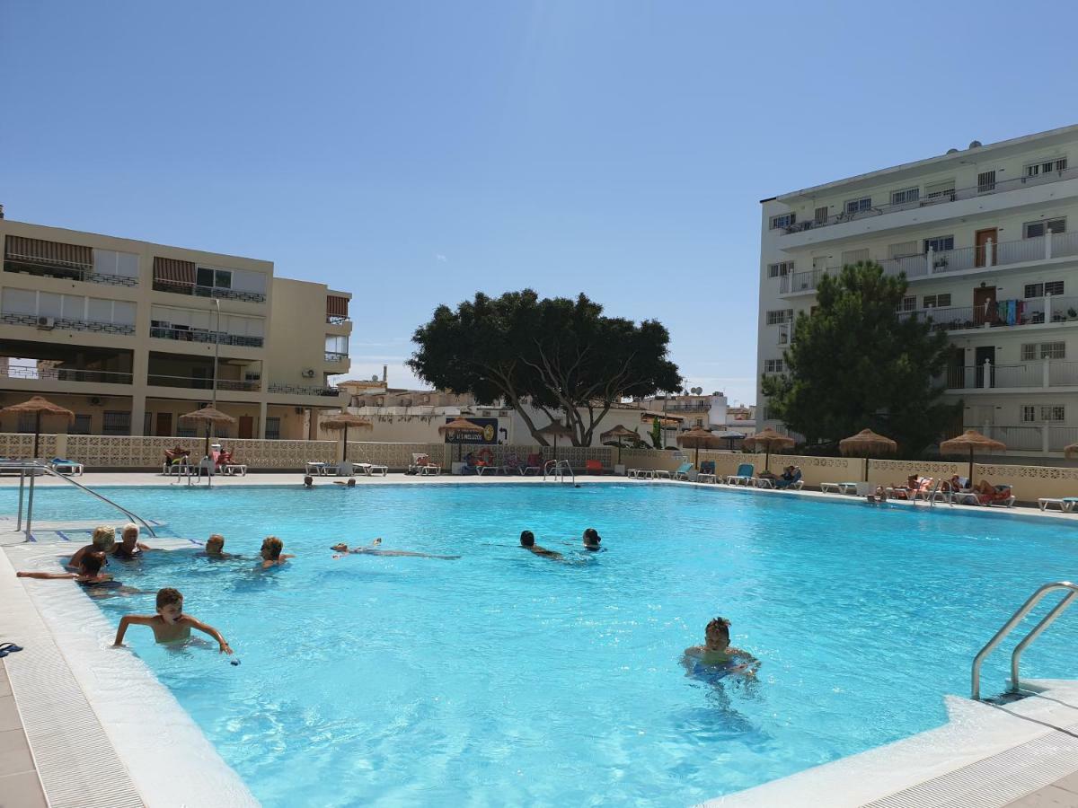 Apartamento Vacacional A 1 Minuto De La Playa - Carihuela Torremolinos Esterno foto